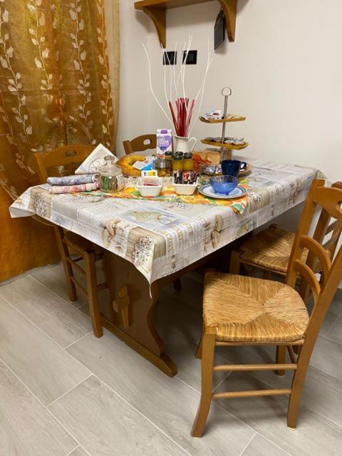 Alloggio Vista Mare Macrescia 리오마기오레 외부 사진