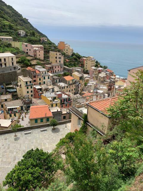 Alloggio Vista Mare Macrescia 리오마기오레 외부 사진