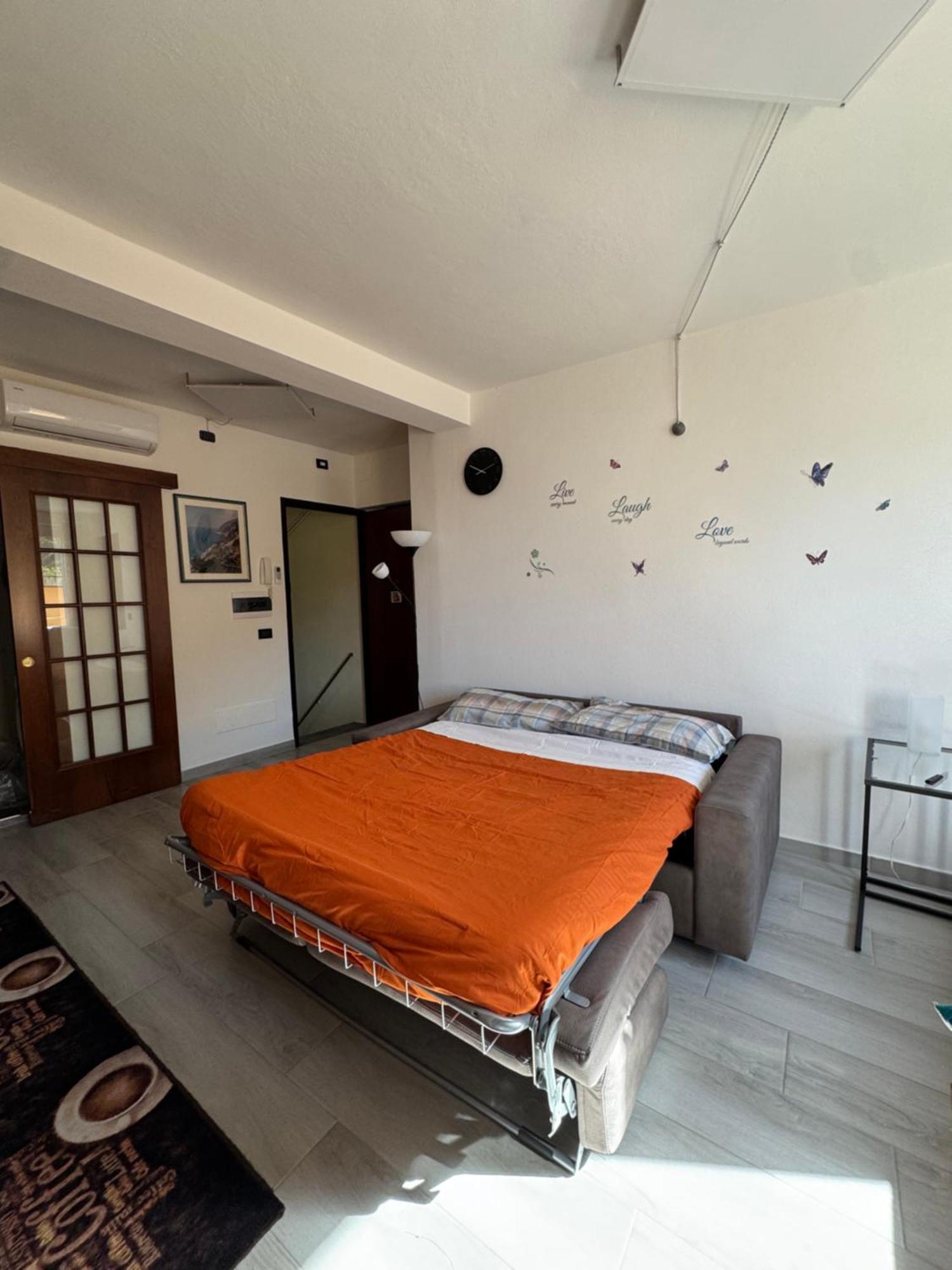 Alloggio Vista Mare Macrescia 리오마기오레 외부 사진